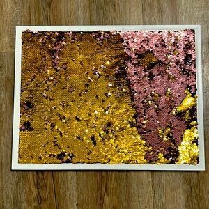 Sequin wall canvas